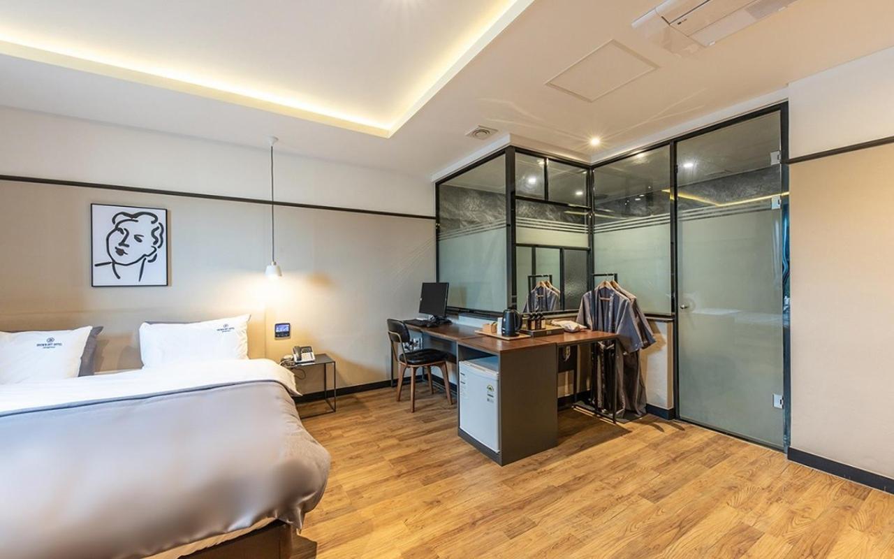 Brown Dot Hotel Jeonggwan Puszan Kültér fotó