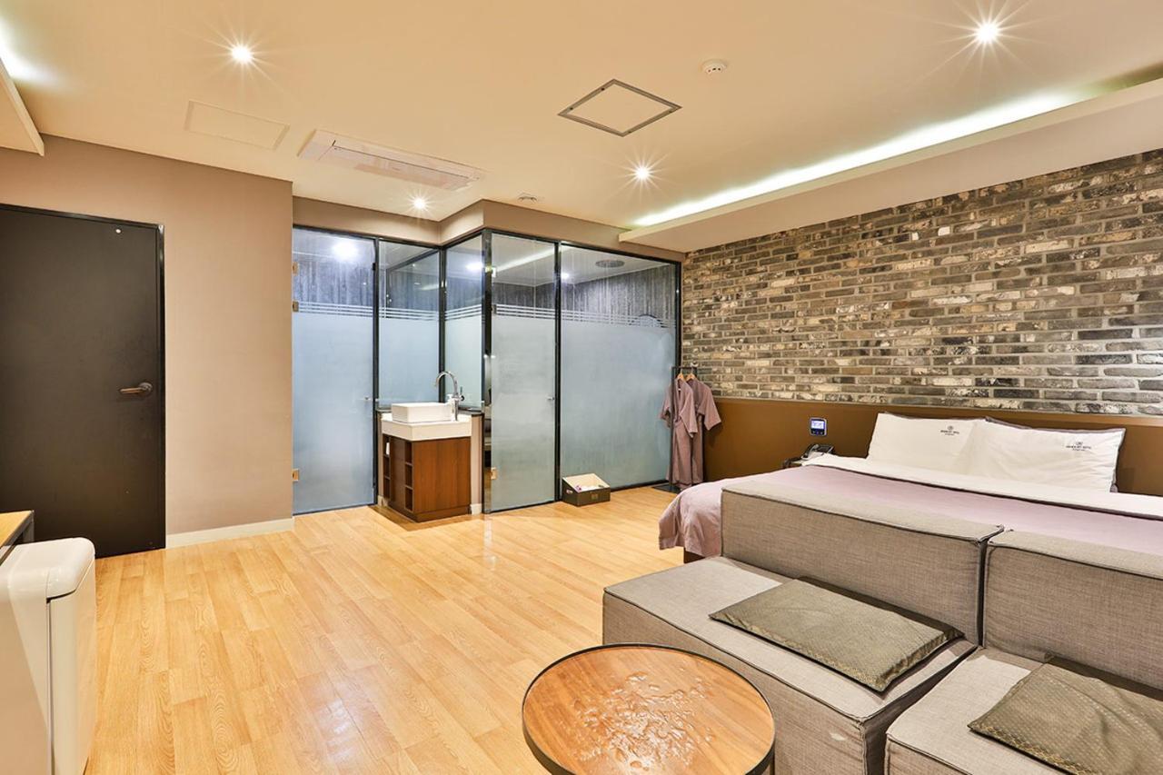 Brown Dot Hotel Jeonggwan Puszan Kültér fotó