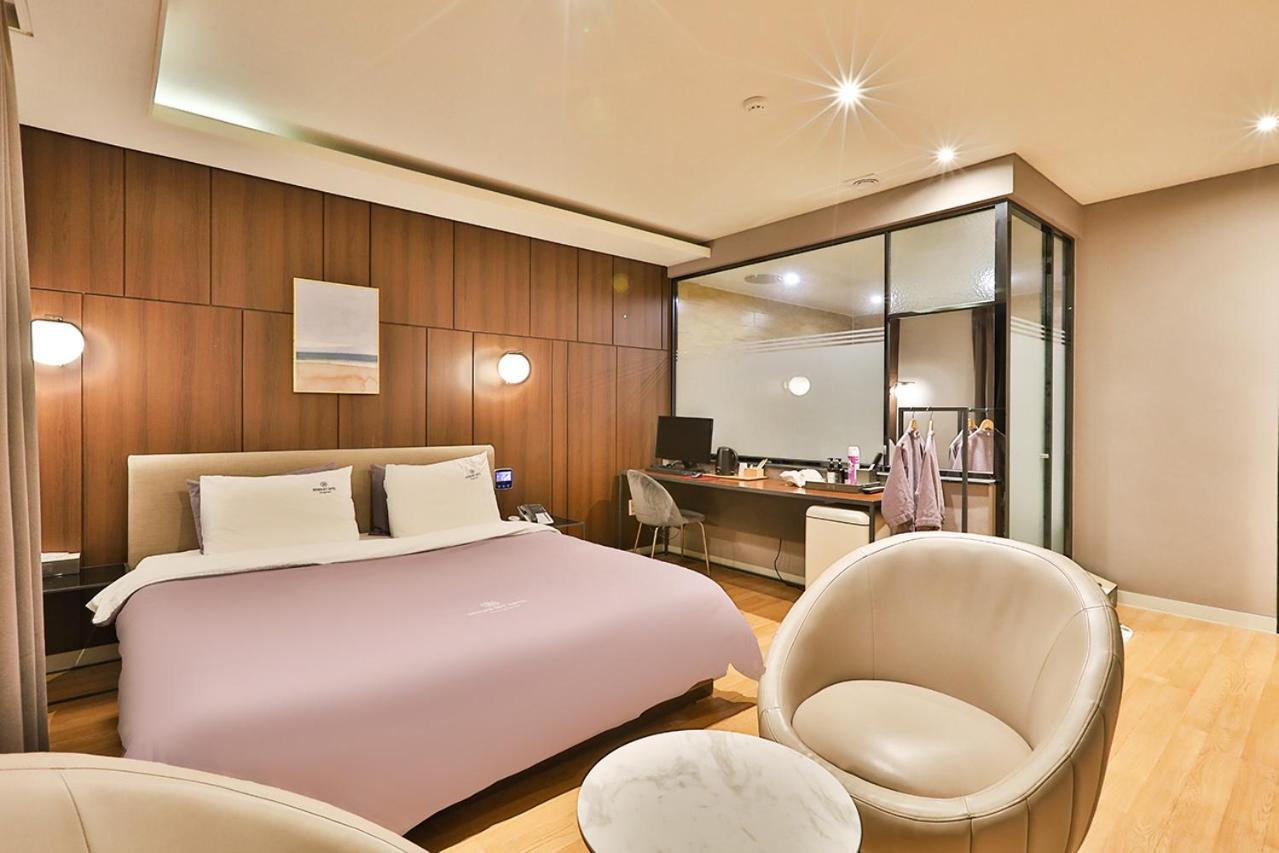 Brown Dot Hotel Jeonggwan Puszan Kültér fotó