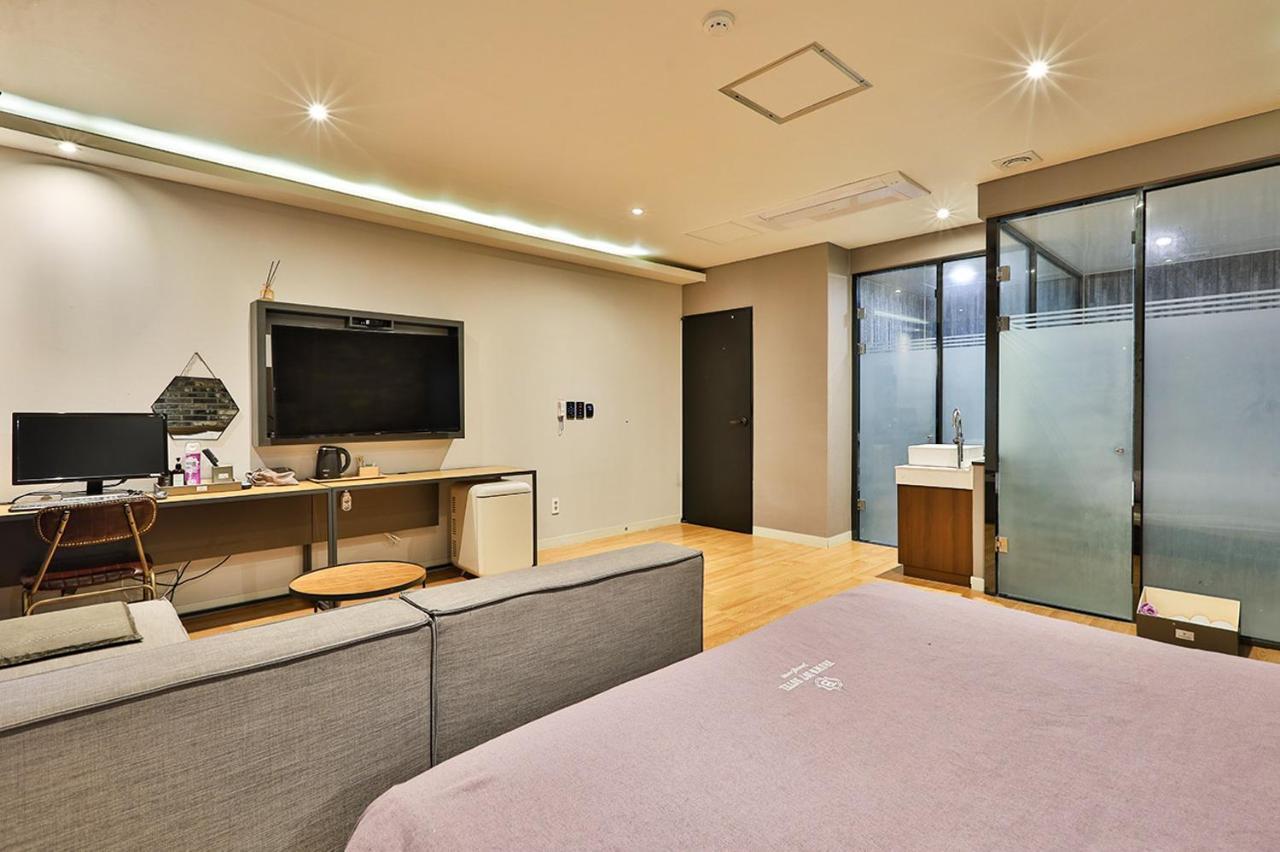 Brown Dot Hotel Jeonggwan Puszan Kültér fotó
