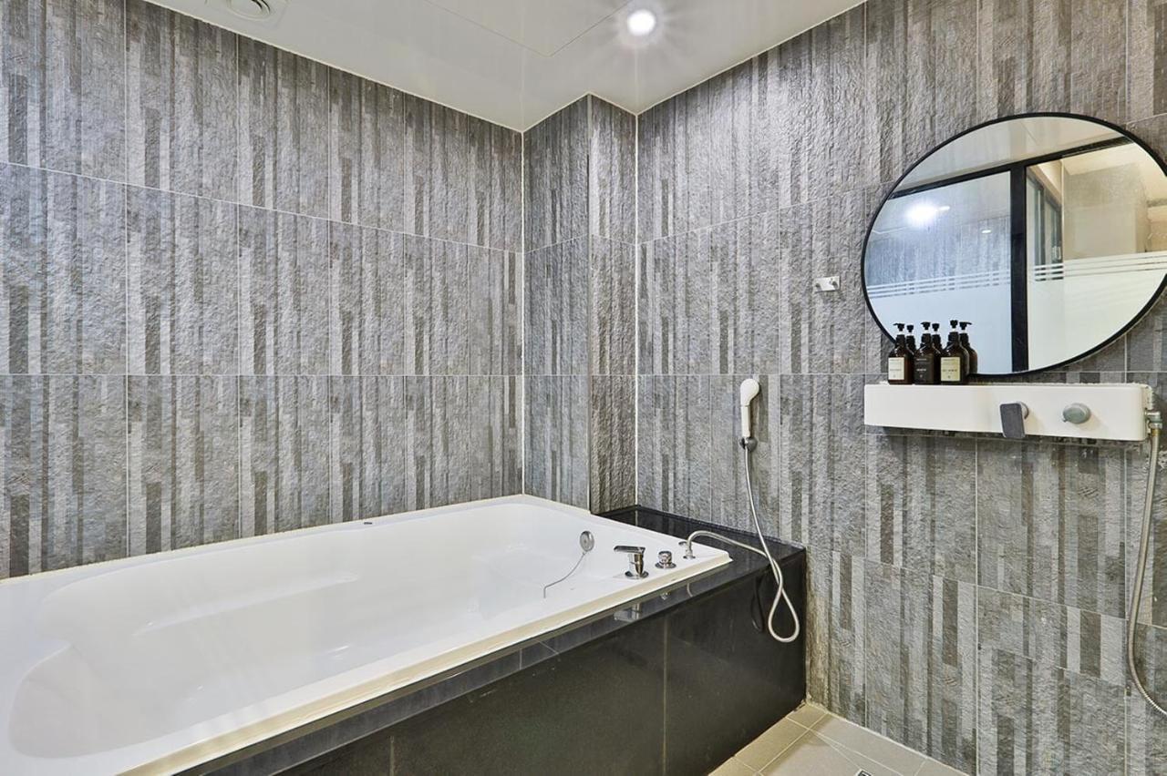 Brown Dot Hotel Jeonggwan Puszan Kültér fotó