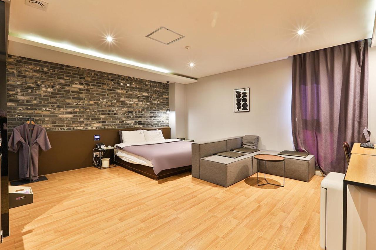 Brown Dot Hotel Jeonggwan Puszan Kültér fotó